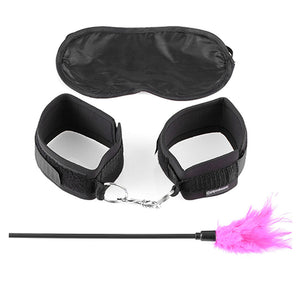 This is for the newbies in the bondage game . Learn to take charge with the fetish fantasy kit.&nbsp; This includes , first timers cuffs , Fantasy Feather Tickler and a love mask